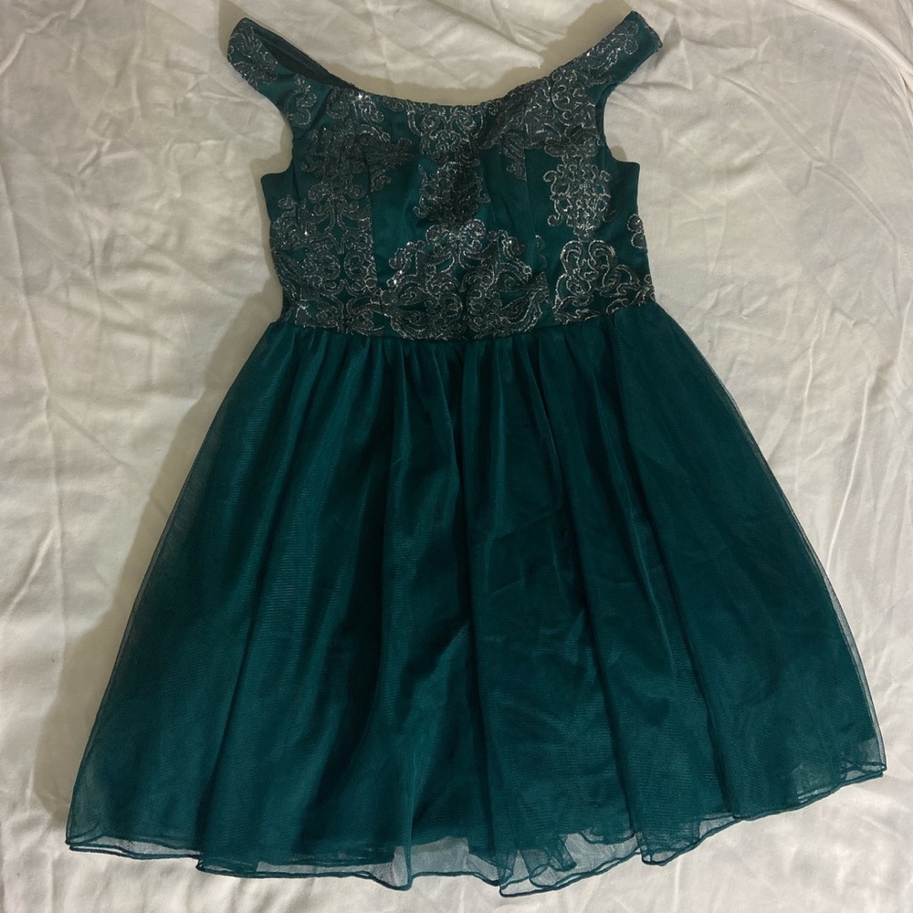 WINDSOR GREEN HOMECOMING DRESS